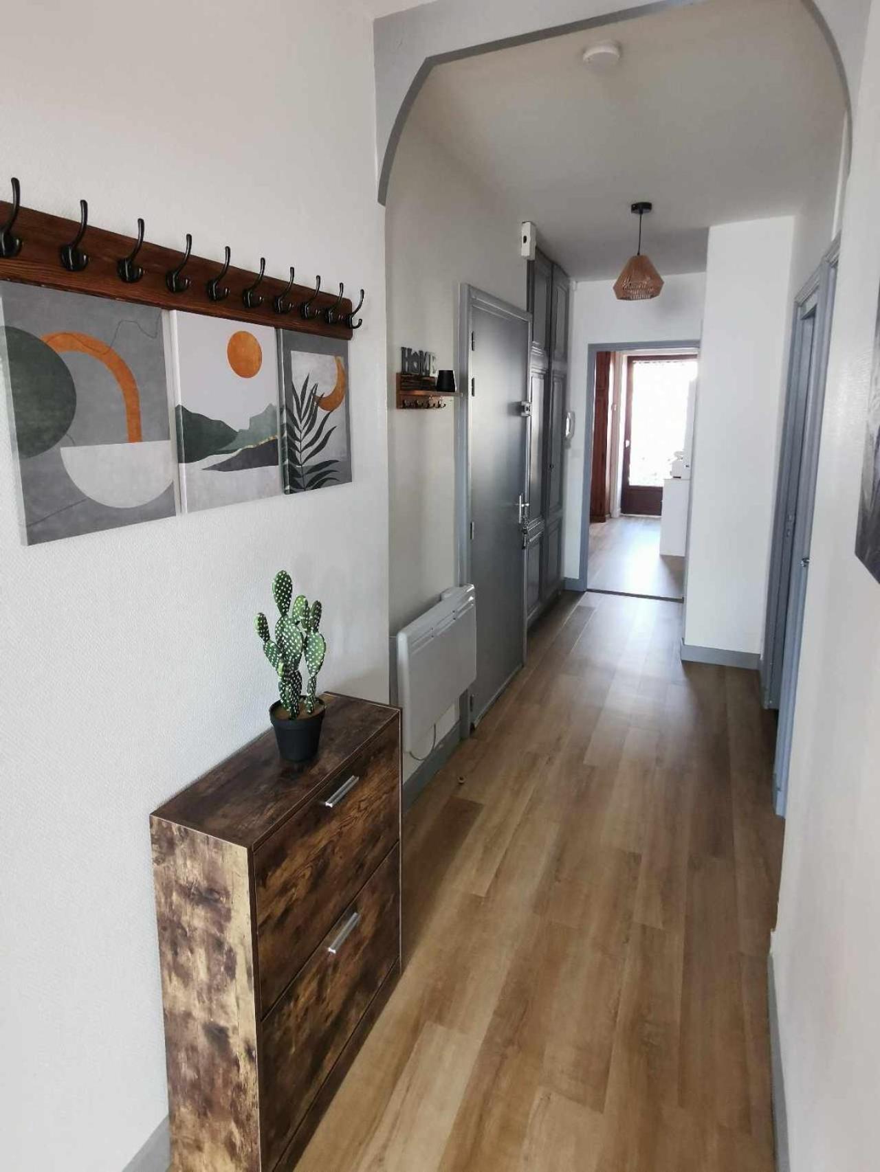 Bel Appartement De 1 A 7 Personnes 昂贝尔 外观 照片
