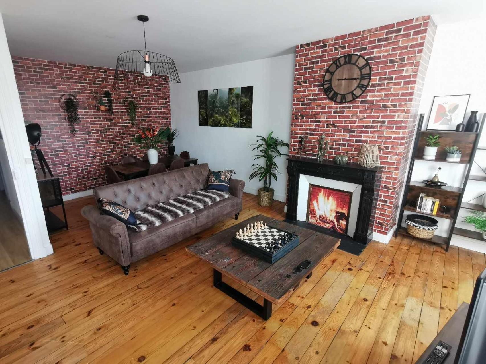 Bel Appartement De 1 A 7 Personnes 昂贝尔 外观 照片